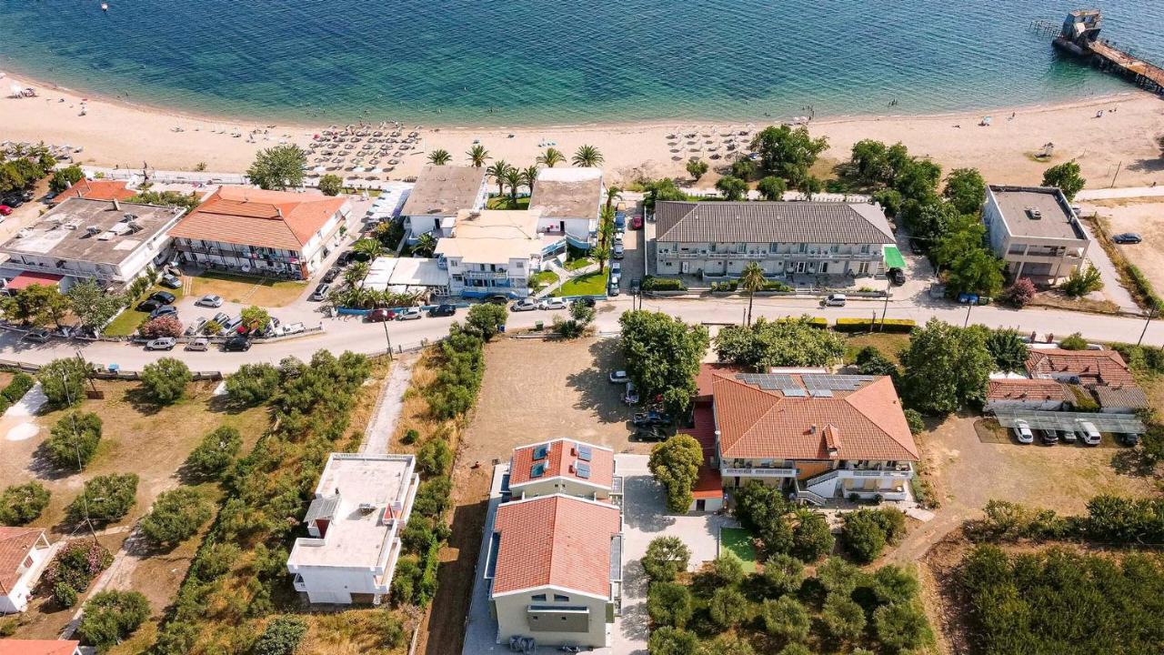 Estelle Family Luxury Apartments & Suites Jerakini Eksteriør bilde