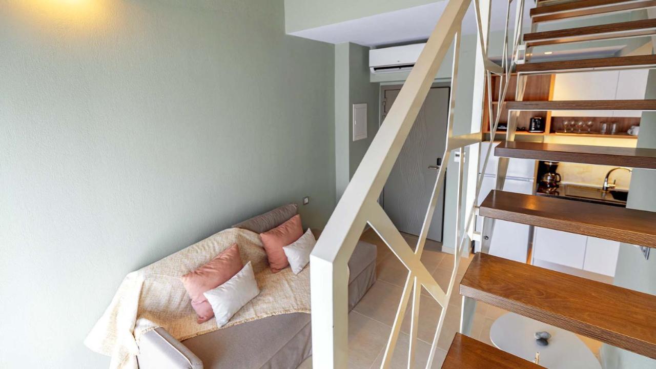 Estelle Family Luxury Apartments & Suites Jerakini Eksteriør bilde