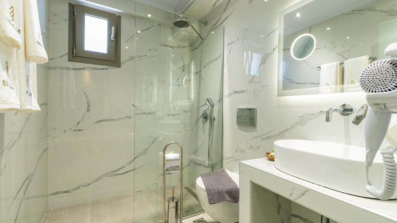 Estelle Family Luxury Apartments & Suites Jerakini Eksteriør bilde