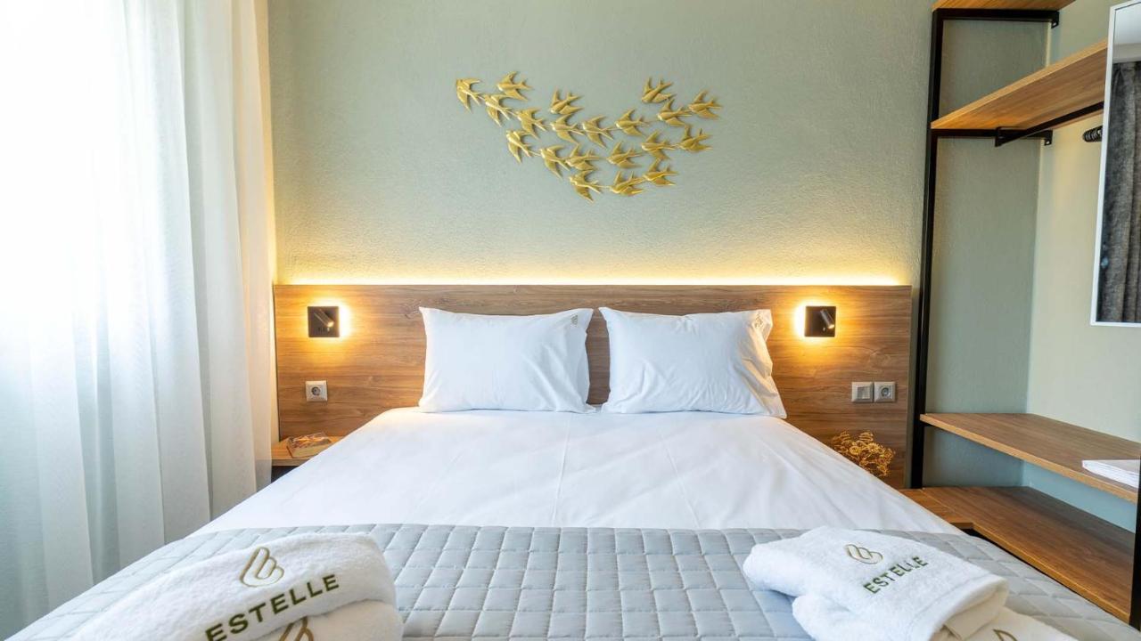 Estelle Family Luxury Apartments & Suites Jerakini Eksteriør bilde